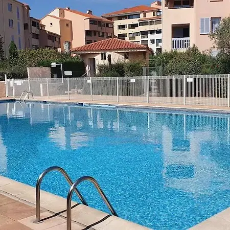 T2 Avec Piscine Aux Portes Du Vieux Et 5 Mn De La * Fréjus