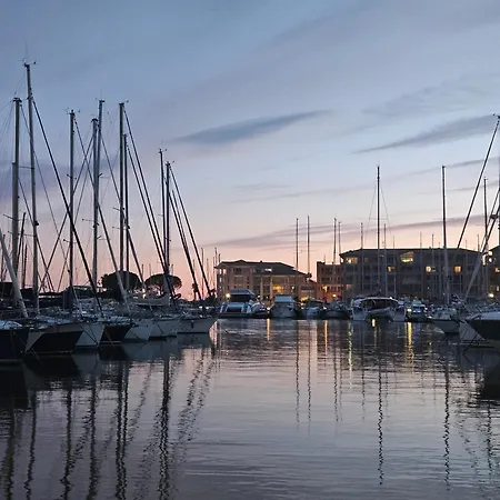 Apartman T2 Avec Piscine Aux Portes Du Vieux Et 5 Mn De La Fréjus